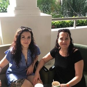 Meet your Posher, Mikayla